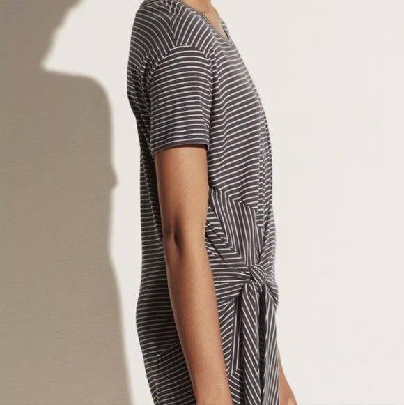 Vince Buttery Soft Stretchy Fabric Stripe Side Tie Minimalist Shift Dress Sz XL - Picture 2 of 10